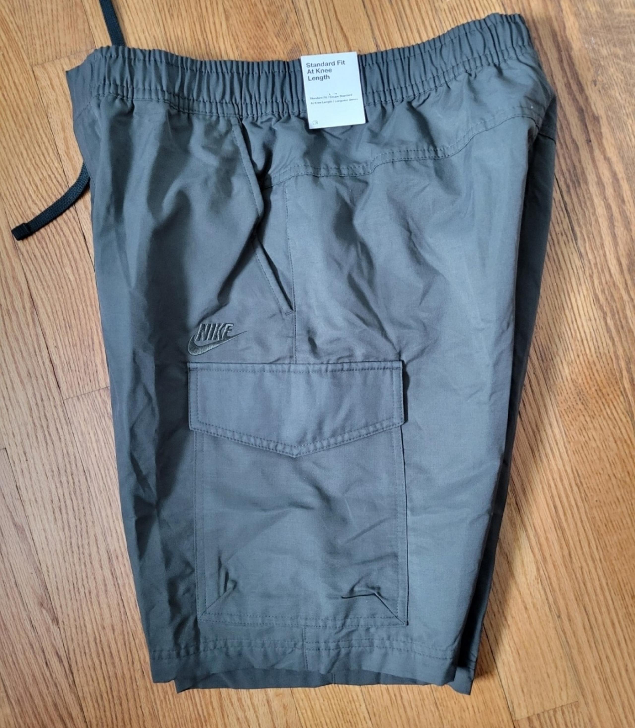 Nike Men's Cargo Shorts New!