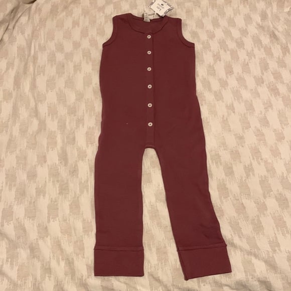 Kate Quinn NWT Jumpsuit Maroon Romper Button Organic Cotton Burgundy Wine 3T