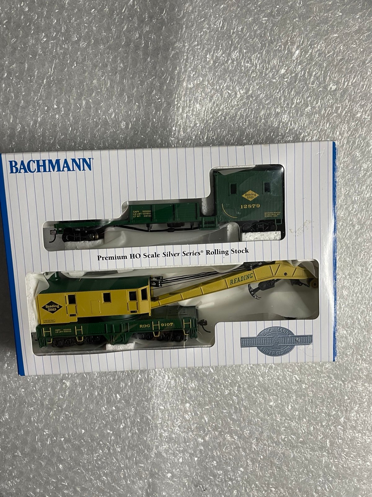 Bachmann 16110 HO Reading 250-Ton Steam Crane Car and Boom Tender