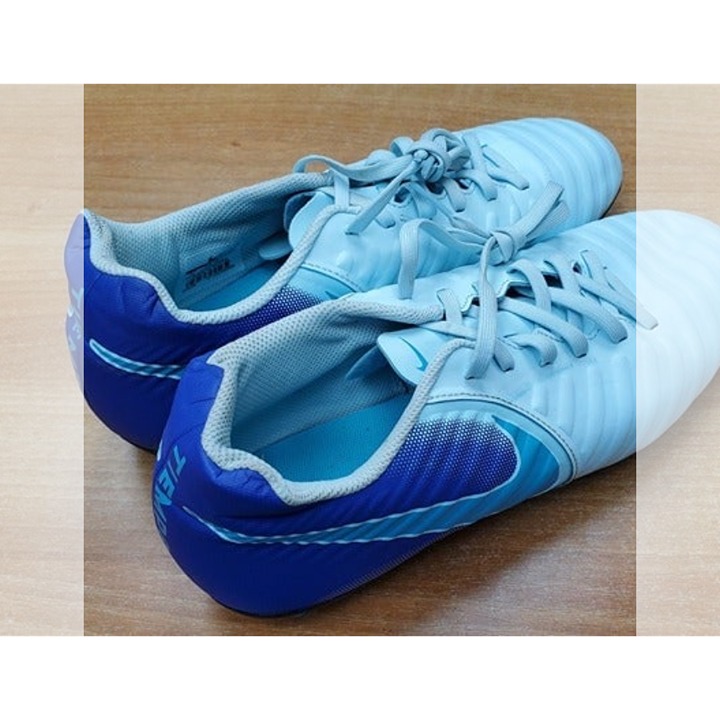 NIKE LEGEND 7 CLUB FG MENS Size : 9