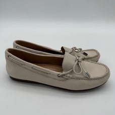 Michael Kors MK Women’s Slip On Driving Leather Loafer Cream Casual Shoes Size 8