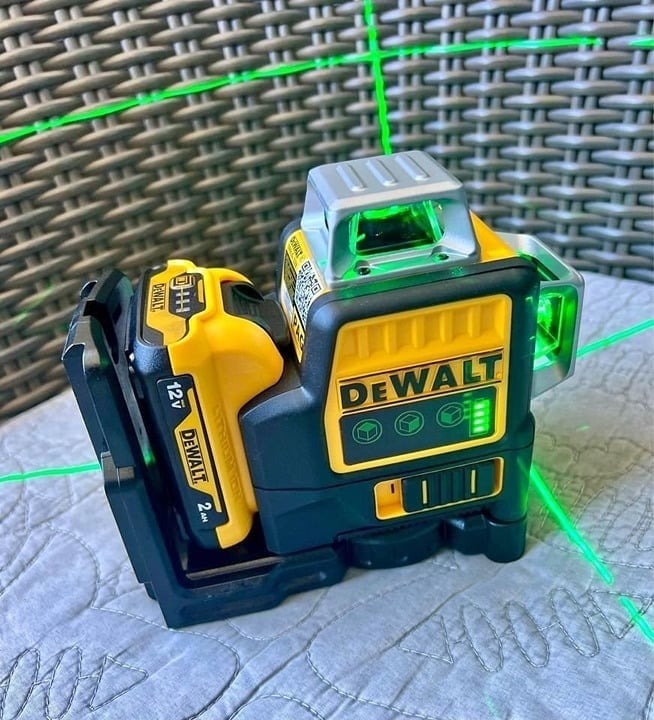 Dewalt DW089LG 3 Sides*360 Degree Vertical 12V Lithium Battery 12 Lines LaserFar