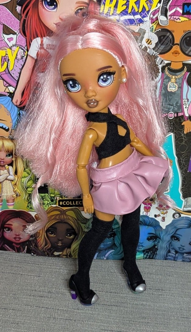 Custom Color and create Rainbow High doll