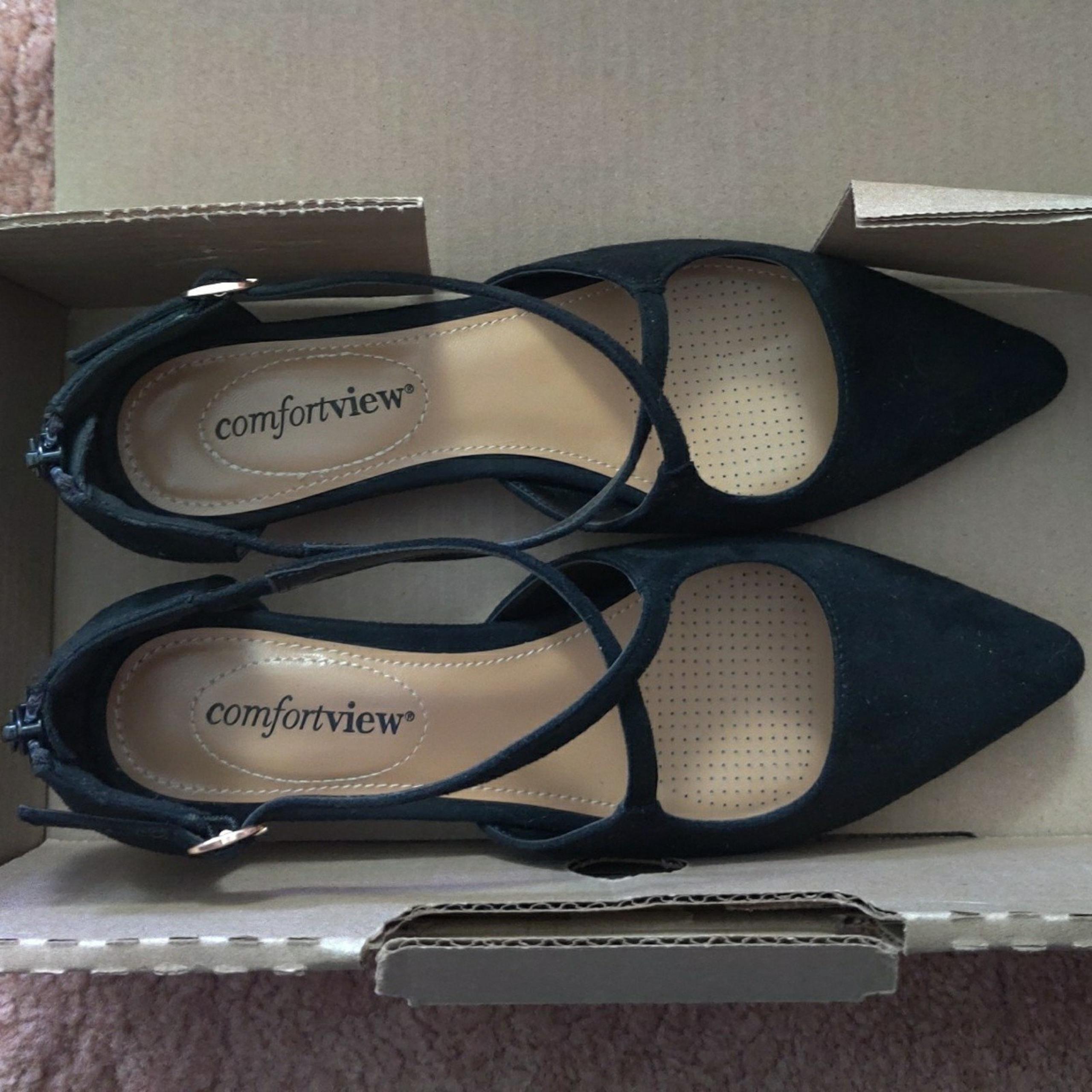 Black Dawn Pumps