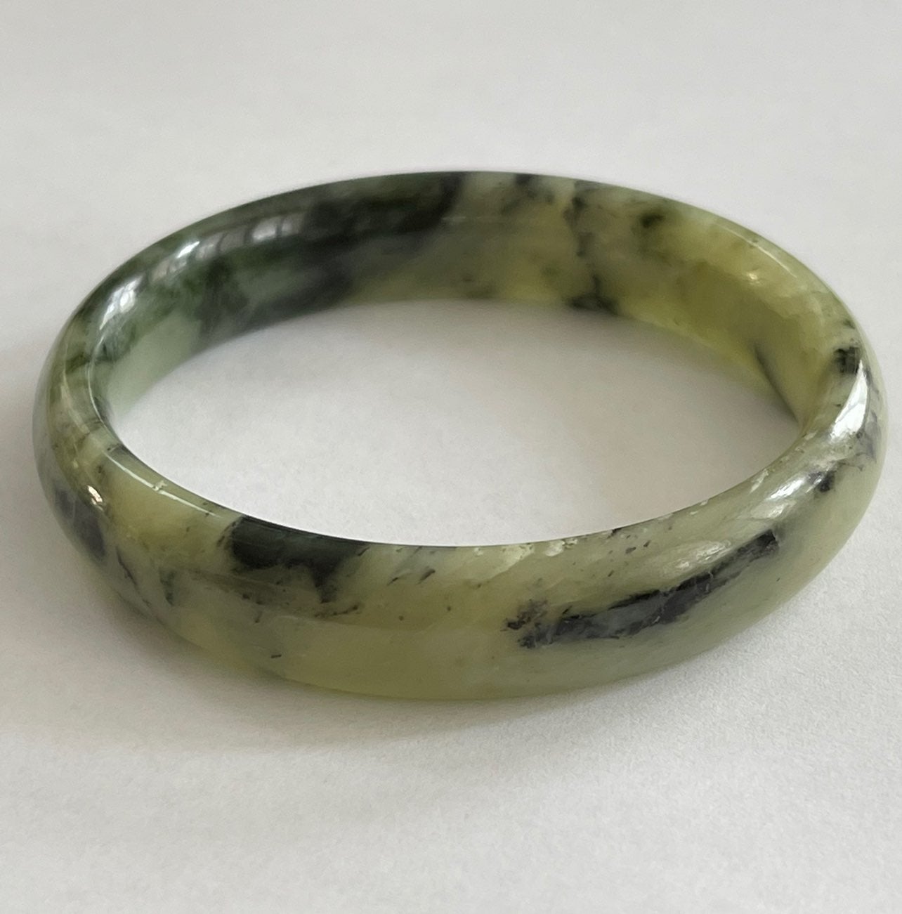 Natural Xiu green jade bangle bracelet