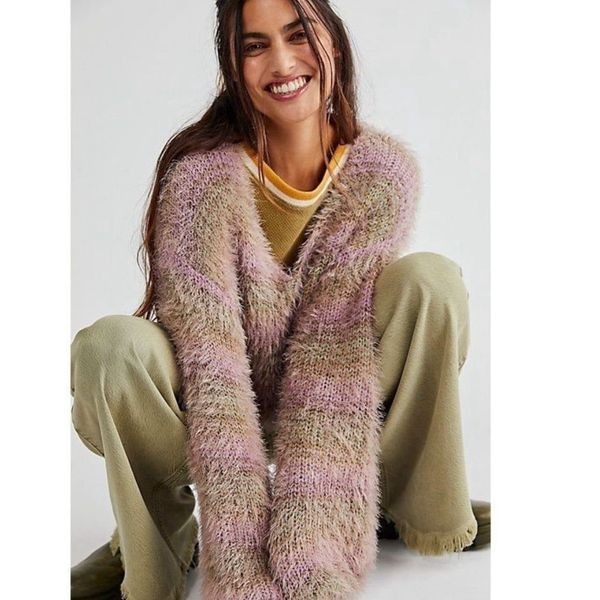 NEW Free People Gelato Pullover Size XS Retail 98 Bust 40” Long from shoulders