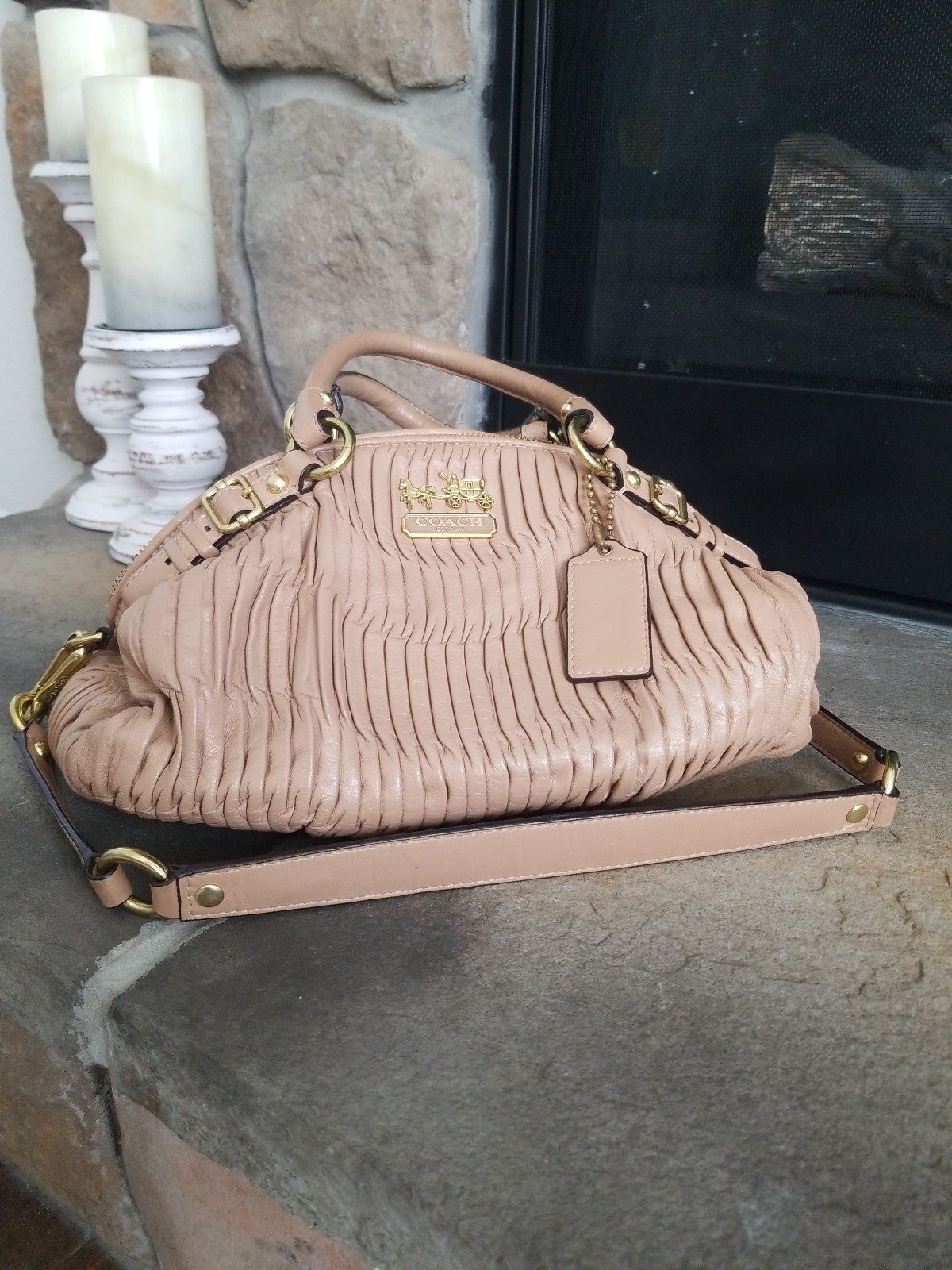Coach shops Beige Smooth Leather Satchel