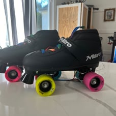 Skates