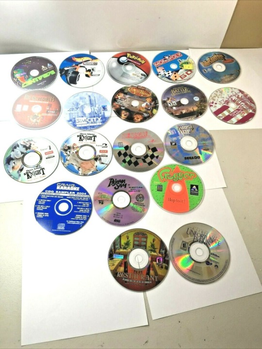 PC Video games disc only lot of 19 games PC, Nintendo, Windows 95 / 98