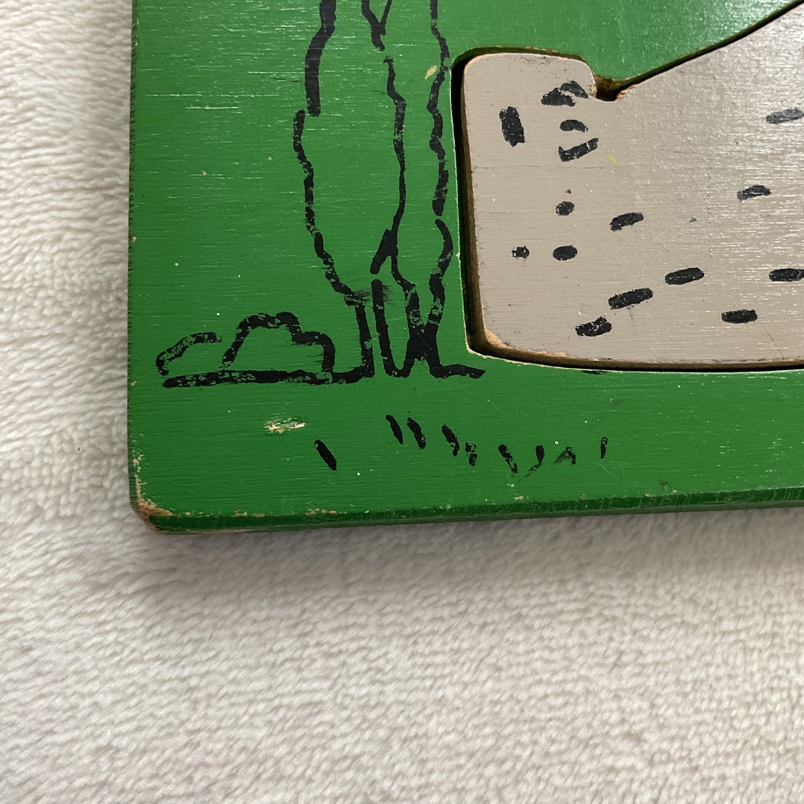 Vintage 1950’s Wooden Playskool Puzzle Humpty Dumpty - detail