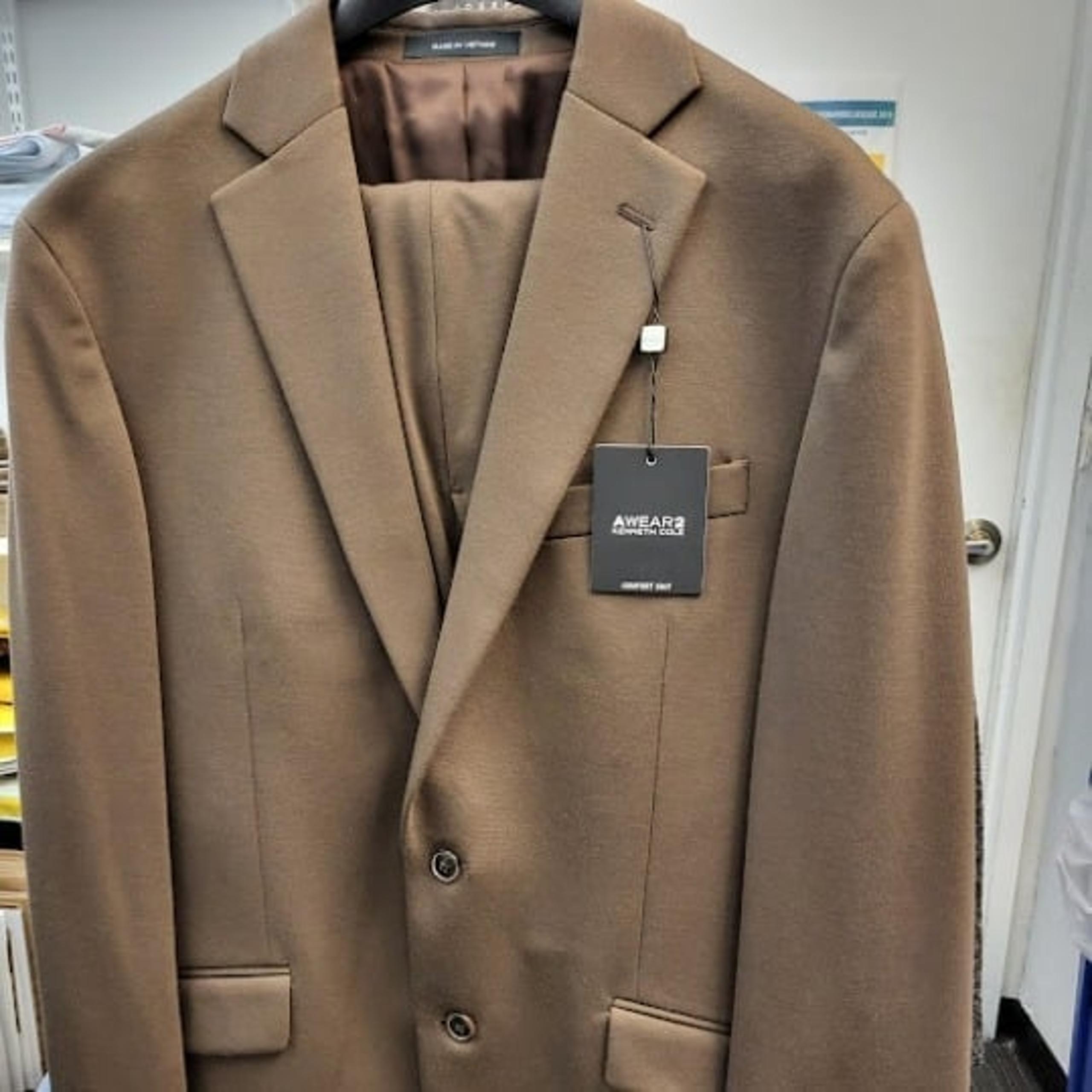 AWEAR2 KENNETH COLE MEN'S COMFORT KNIT 2 PIECE SUIT/BROWN/40R TOP/34X32 BTTM/NWT