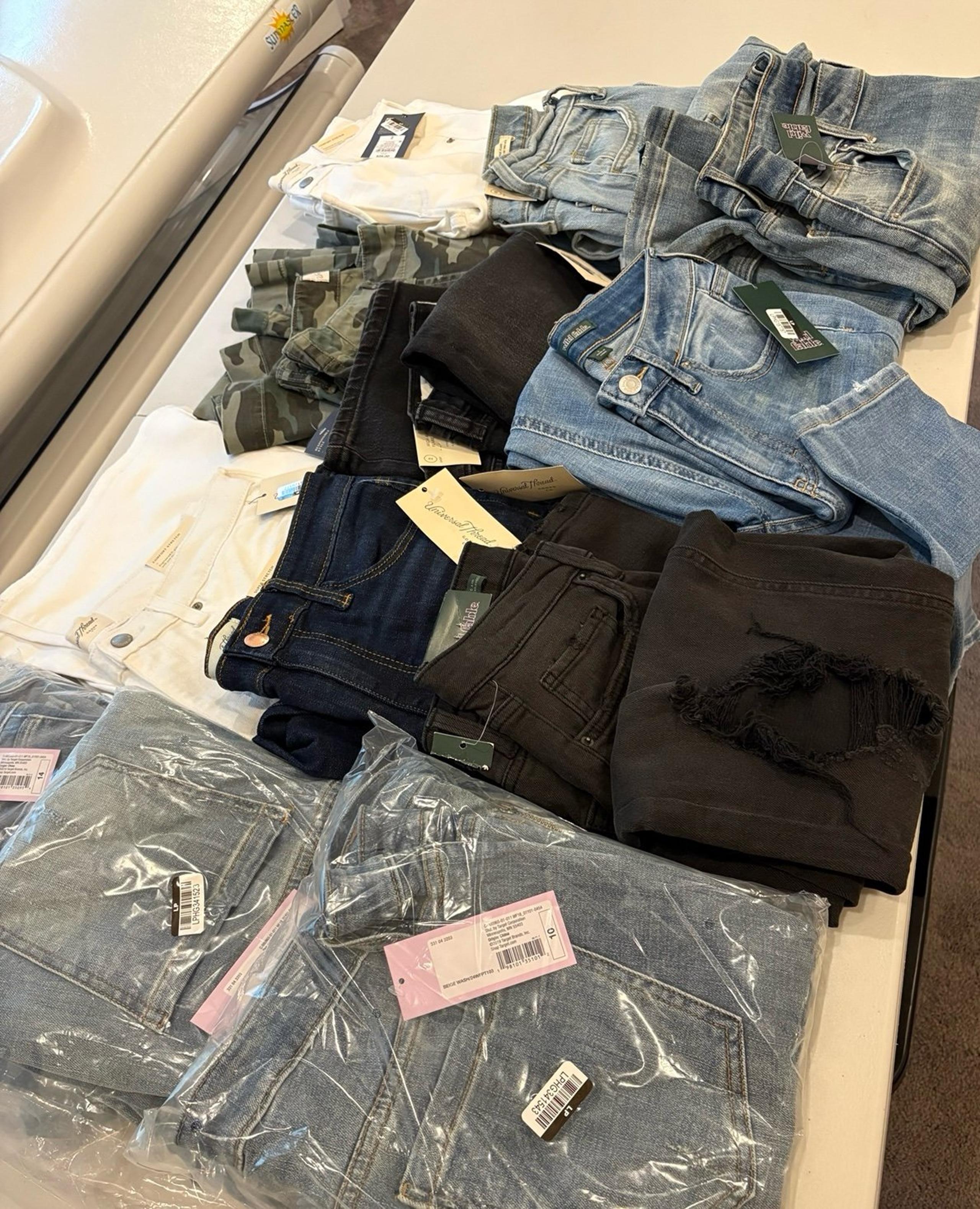 TARGET WOMENS JEANS WHOLESALE!