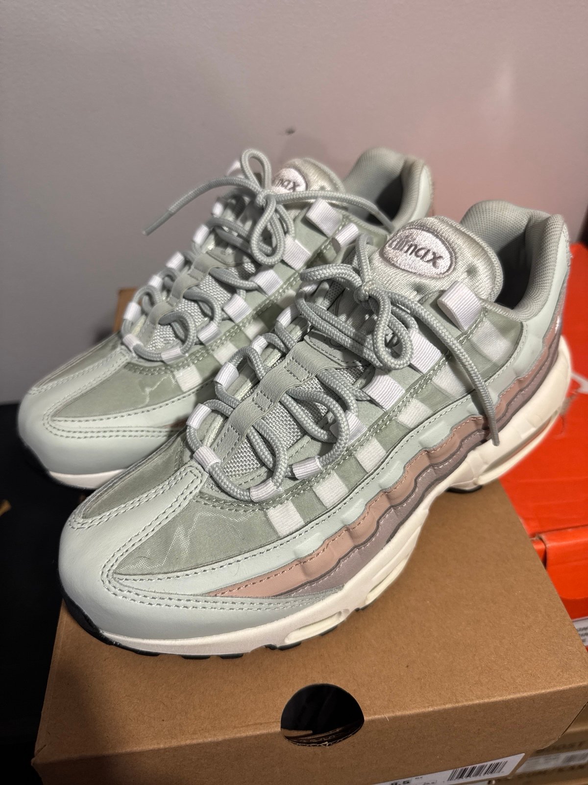 New Nike Air Max 95 Moon Particle Women 8.5 307960-018