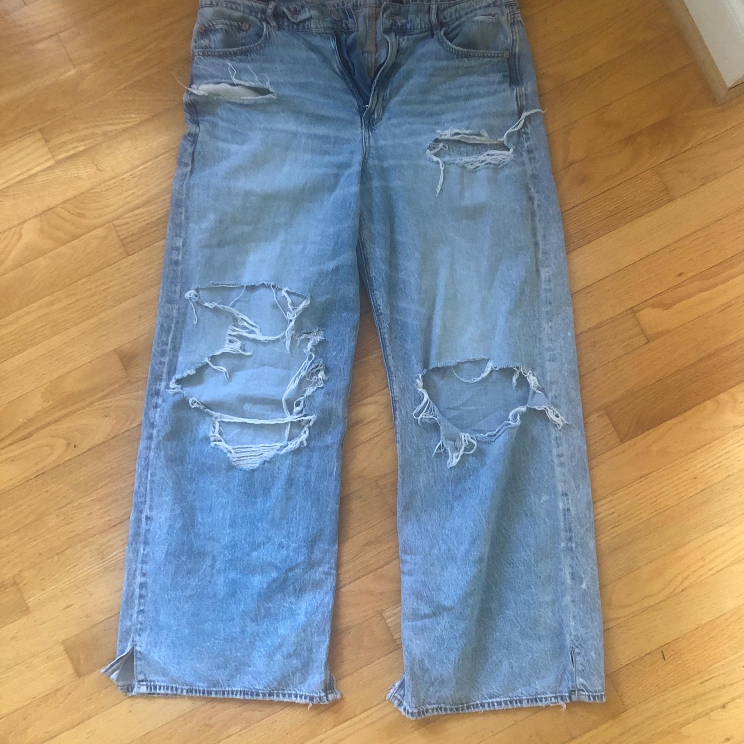 American Eagle  Super High Rise Baggy Wide Leg Jeans