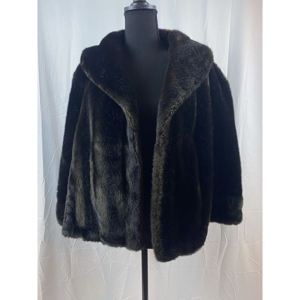 Vintage Tissavel France Faux Fur Cape Women's One Size Pockets