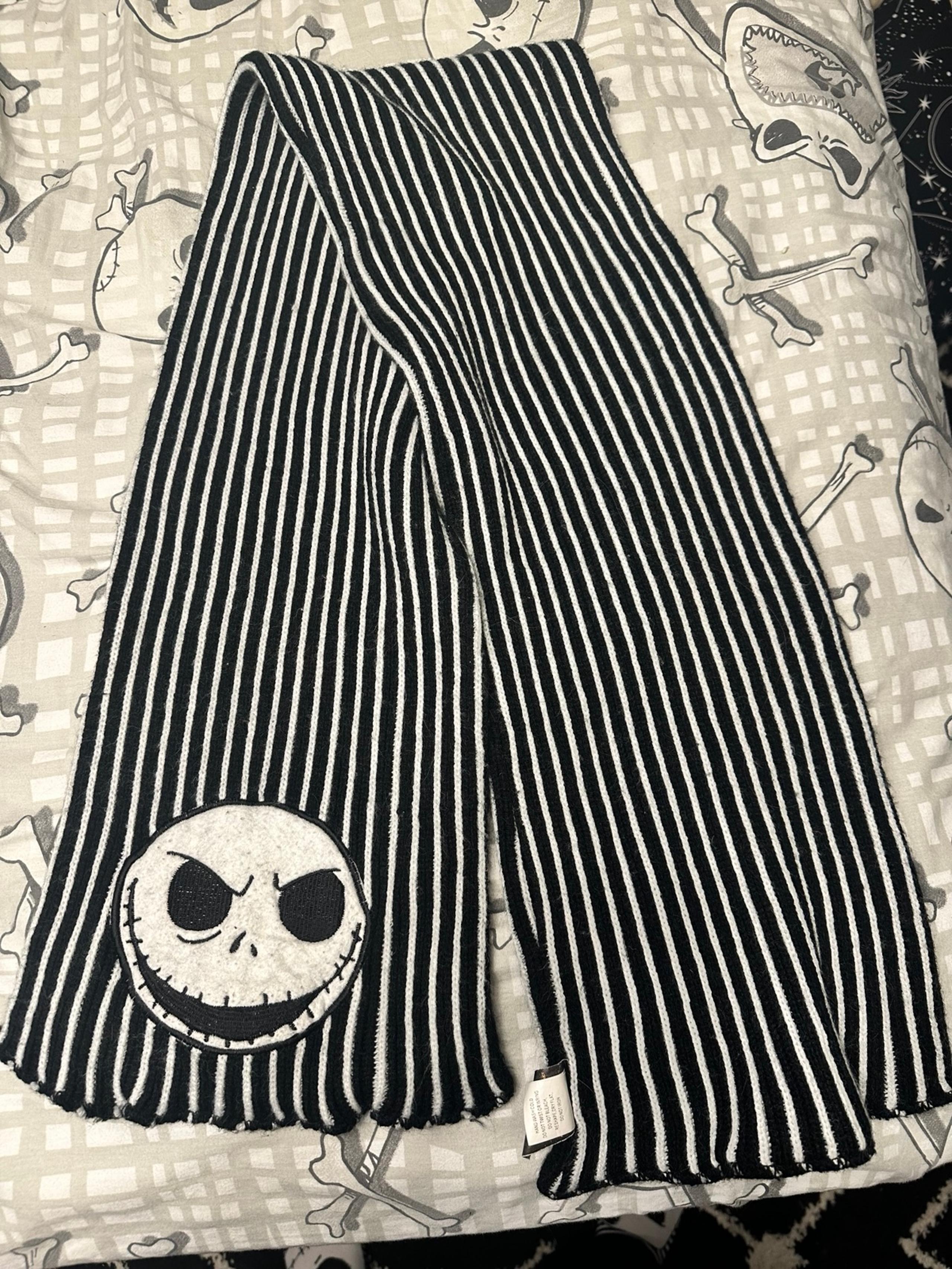 NBC Scarf