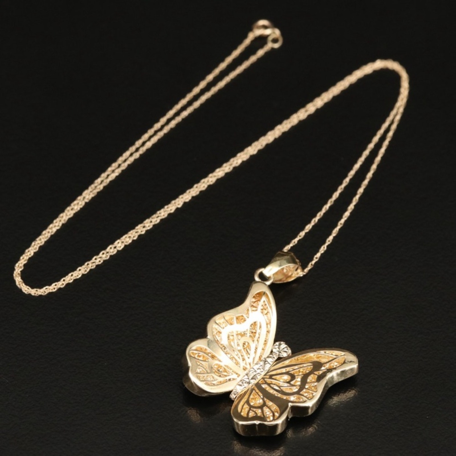 14K Italian Gold Butterfly Pendant Necklace With 18” Chain - 4g