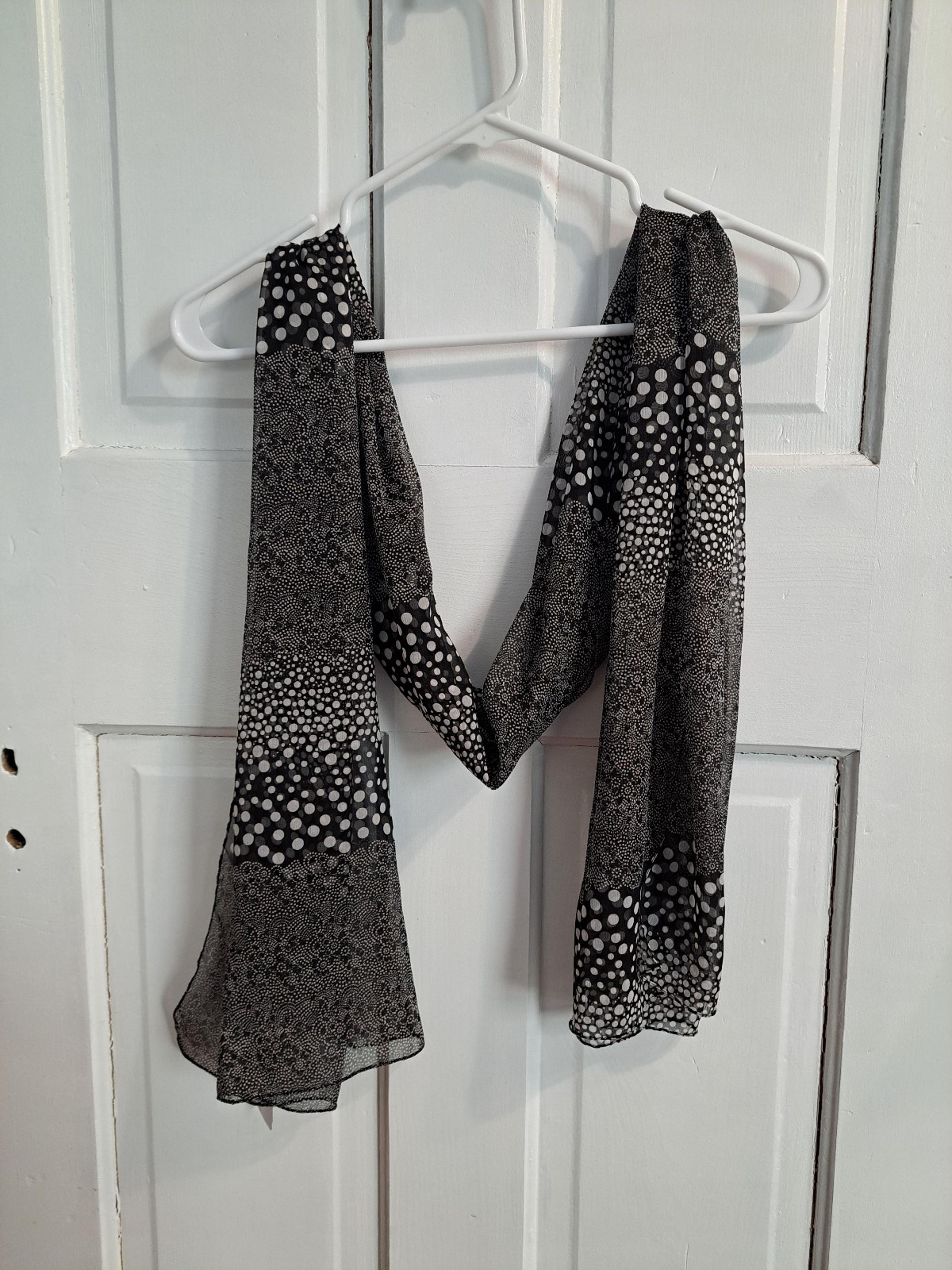 NWT Christopher & Banks Black & Gray Scarf 100% Polyester Made in India.