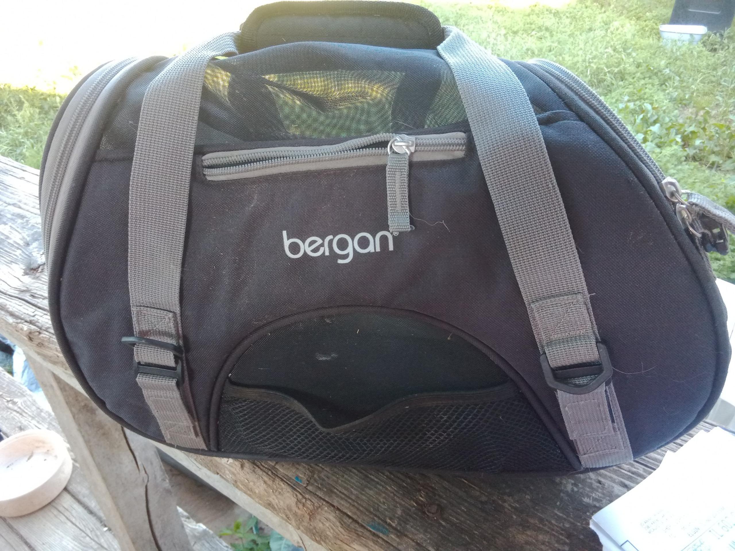 Bergan pet carrier