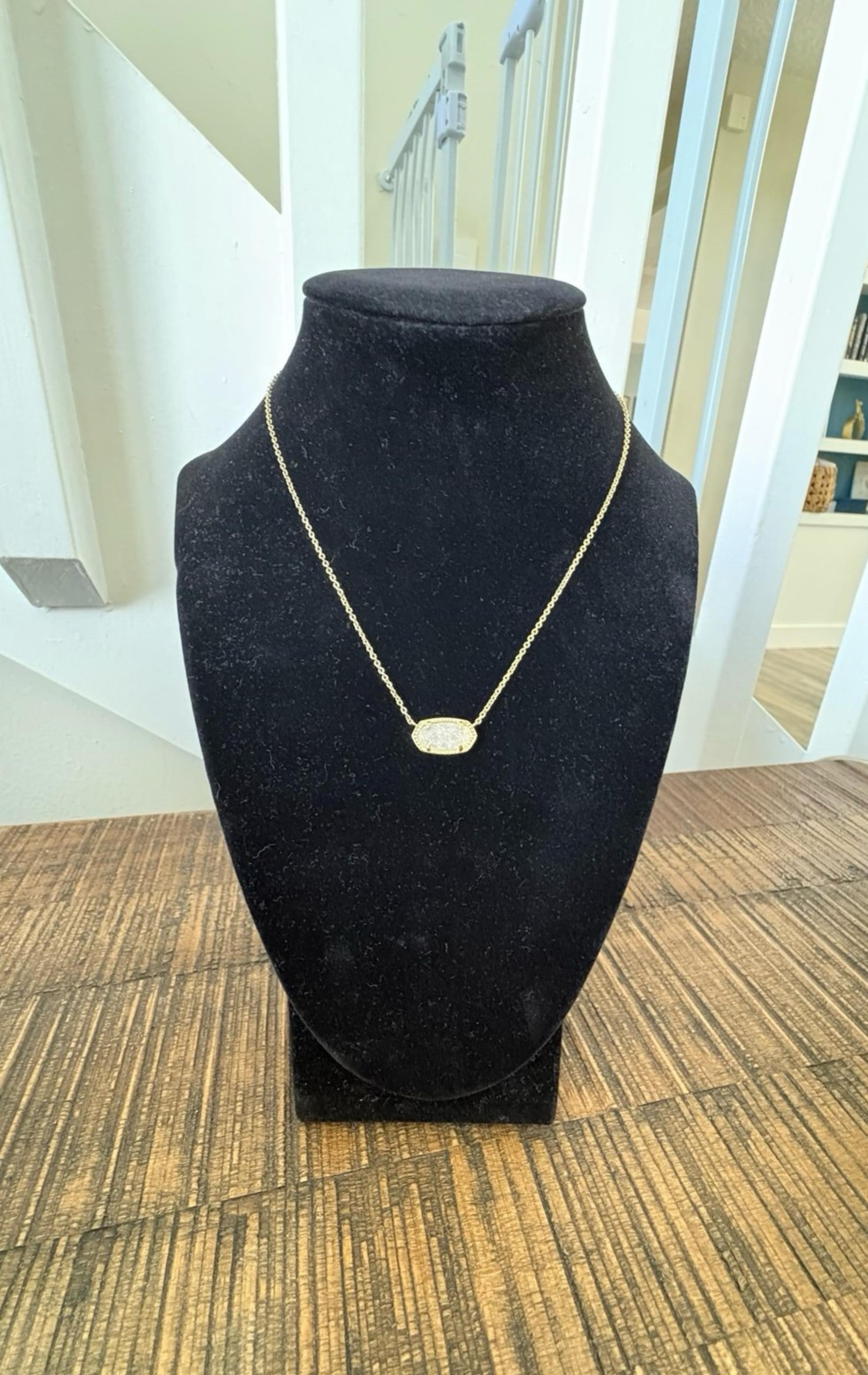 Kendra Scott Elisa Gold Pendant Necklace Iridescent Drusy Excellent Condition