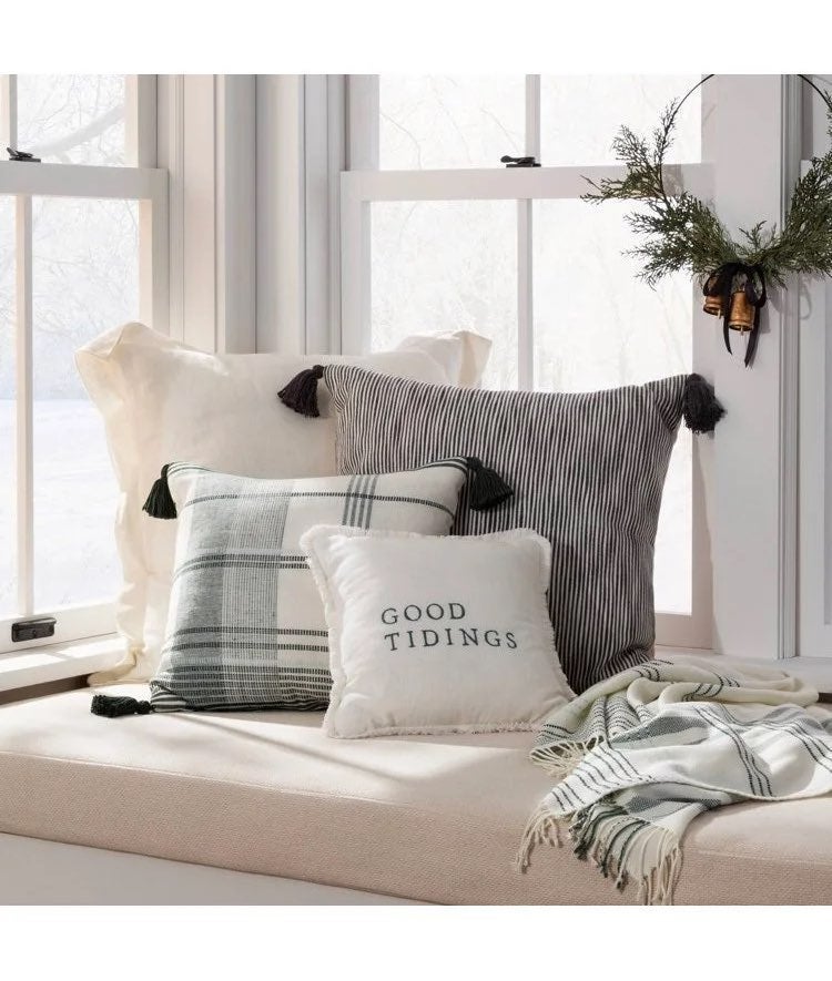 hearth and hand throw pillows