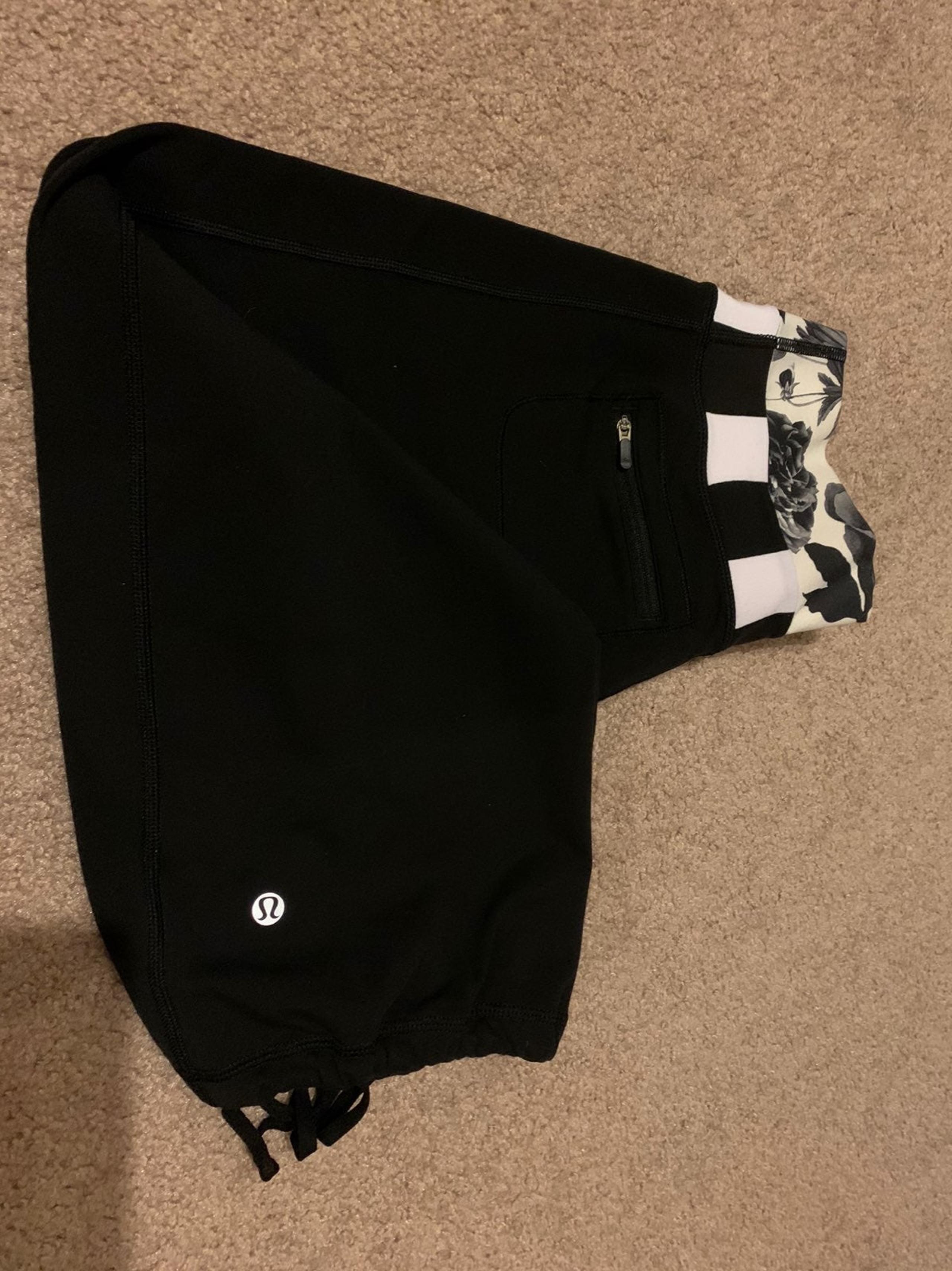 Lululemon athletica crop