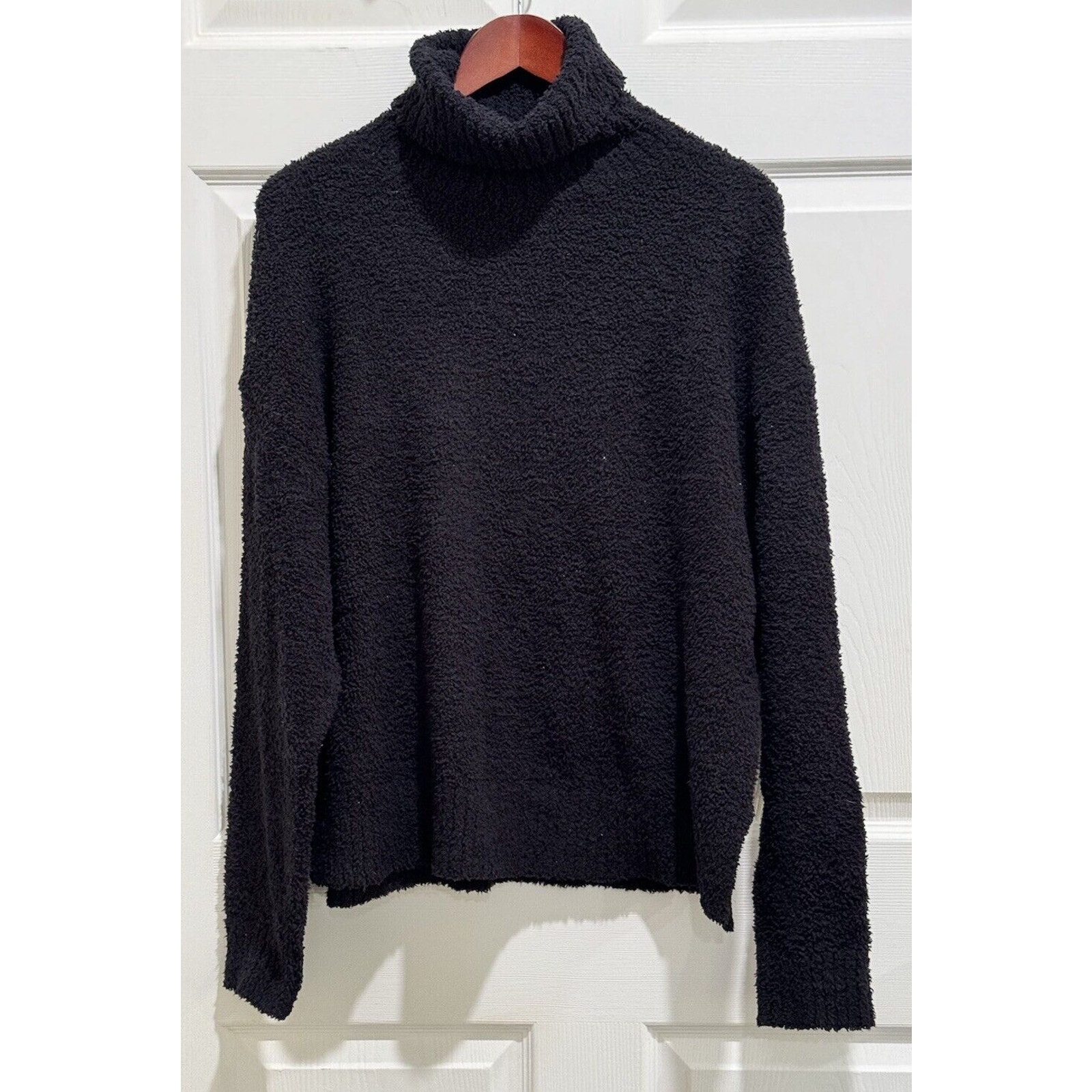 UGG Women's Ylonda Turtleneck Fuzzy Sherpa Sweater Black Size XL 1131438