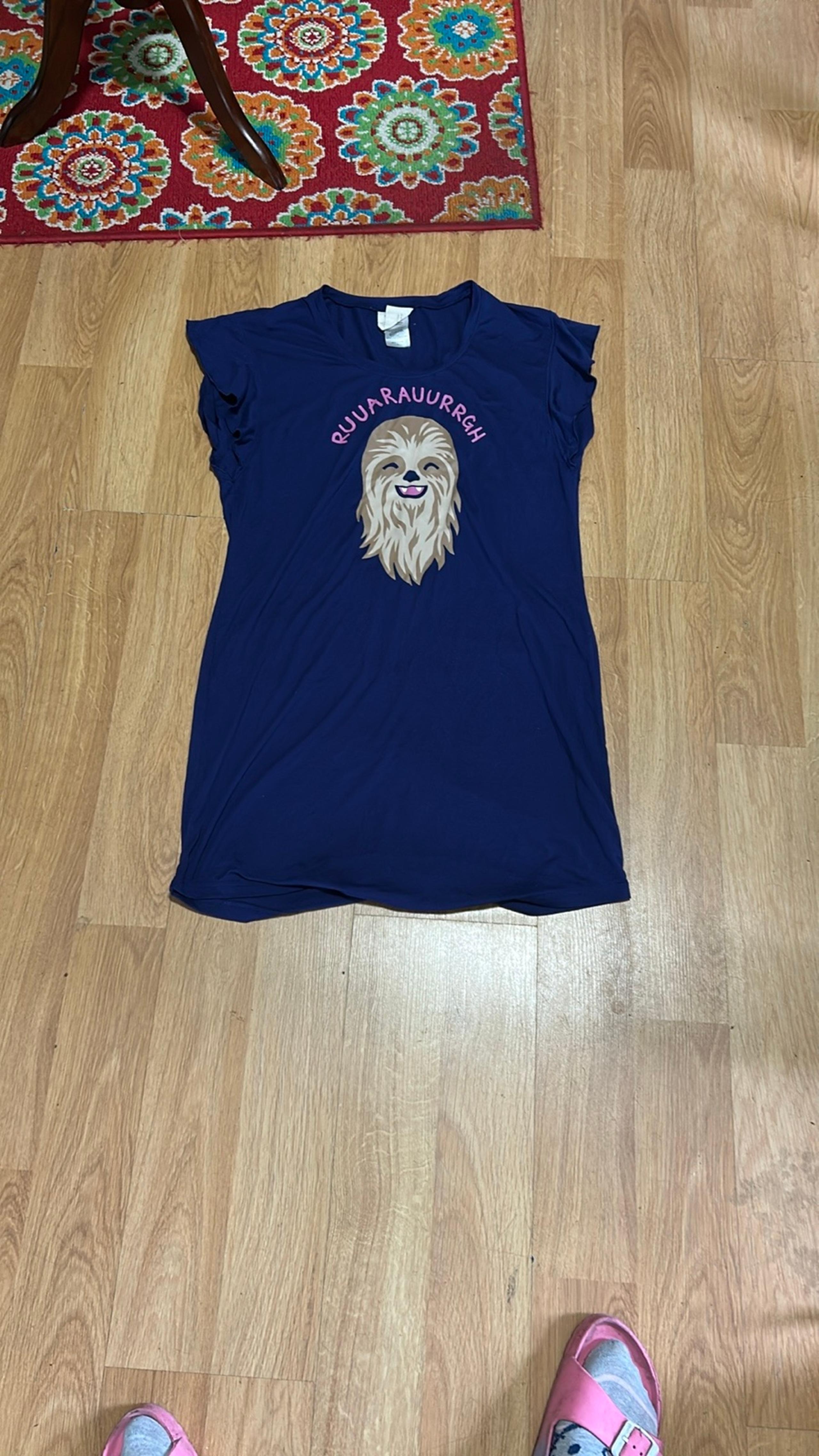 Star Wars Women’s Sleep Shirt Small EUC