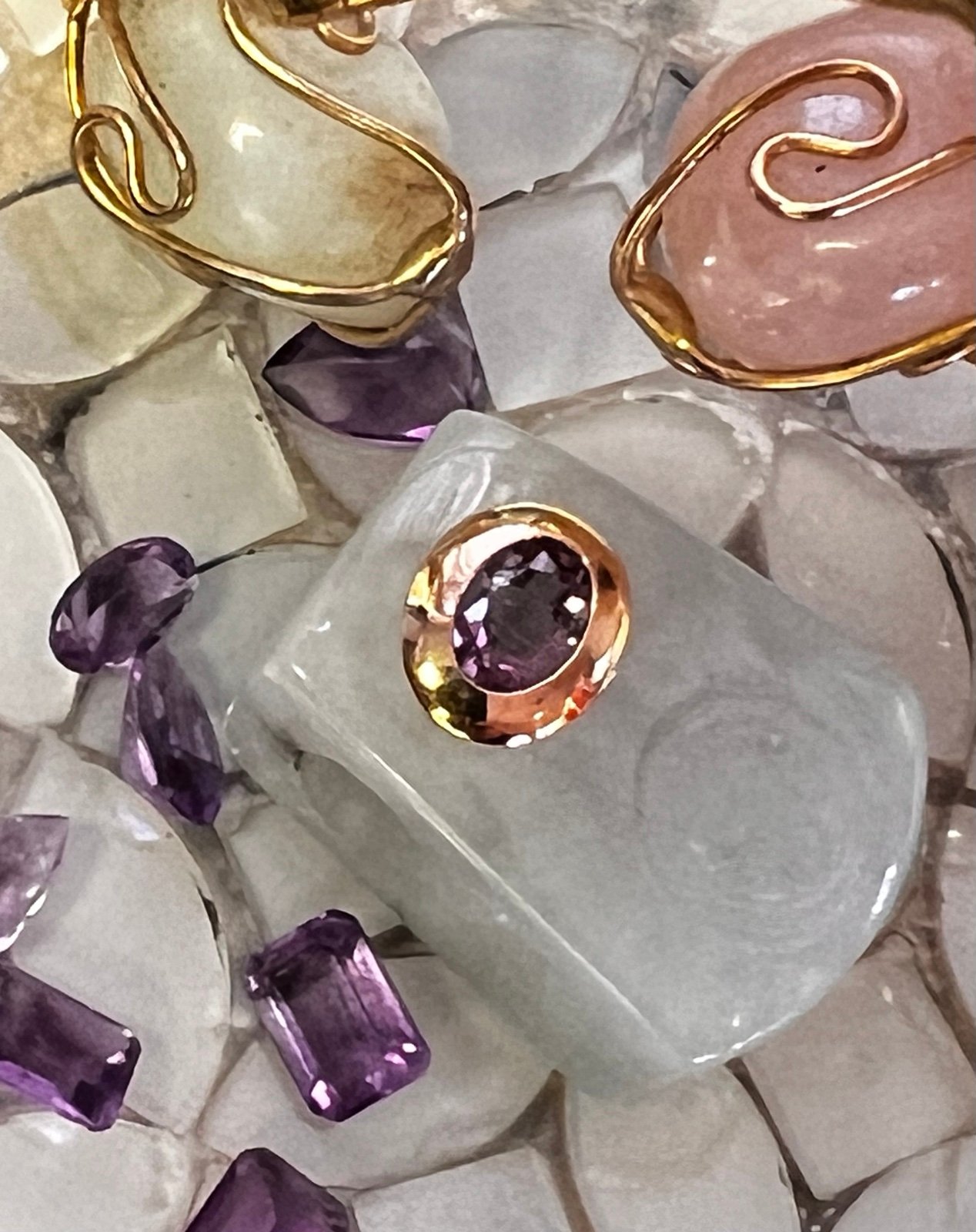 14K Gold Carved Jade & Amethyst Pendant