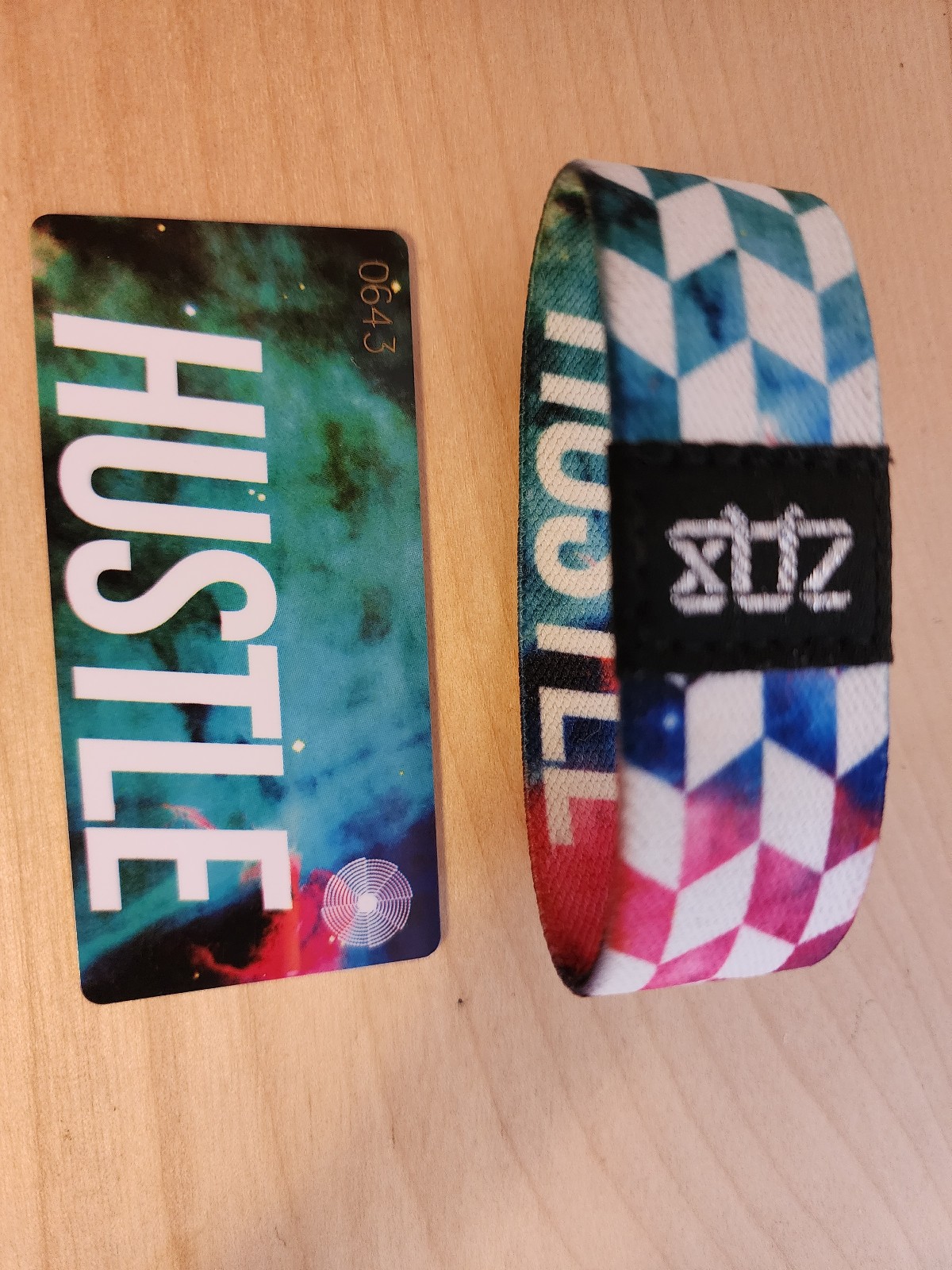 Hustle zox medium