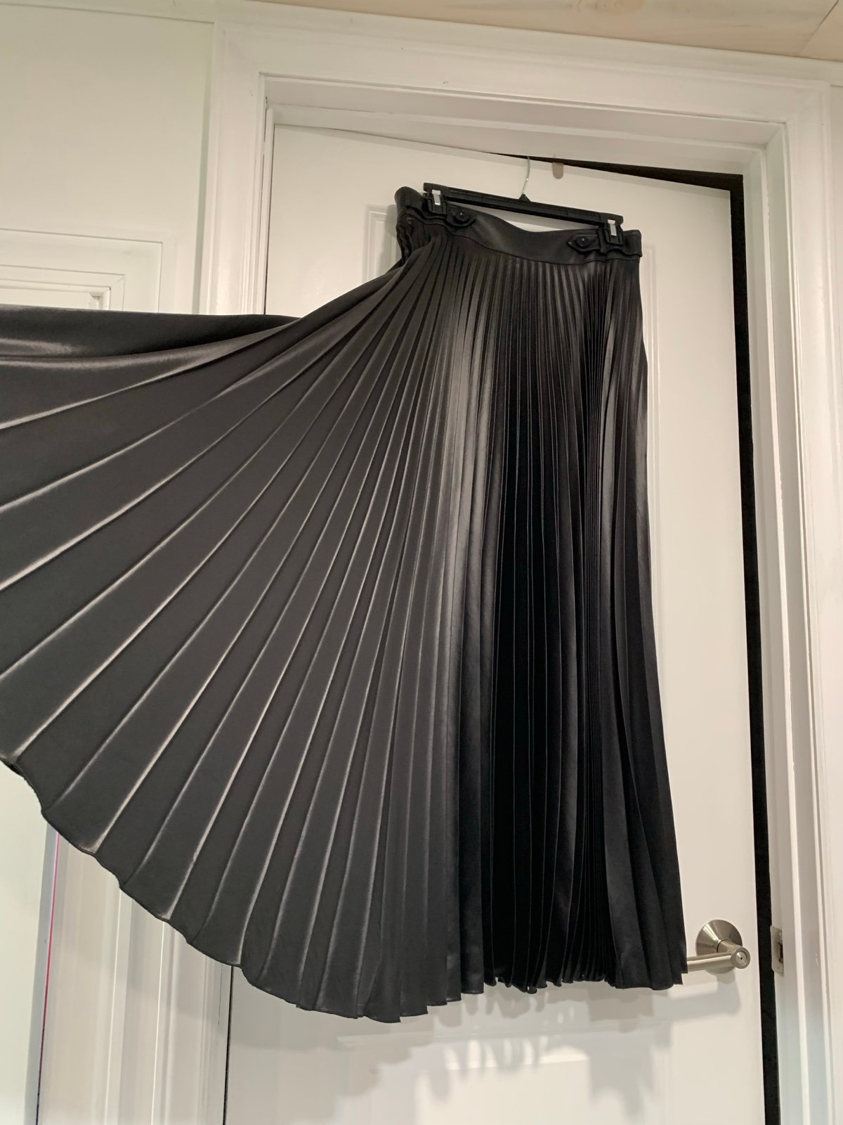 Karen Millen Black Pleated Maxi Skirt size 8