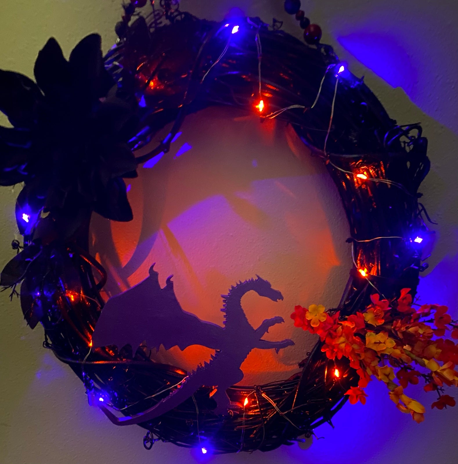 Lighted Dragon Wreath