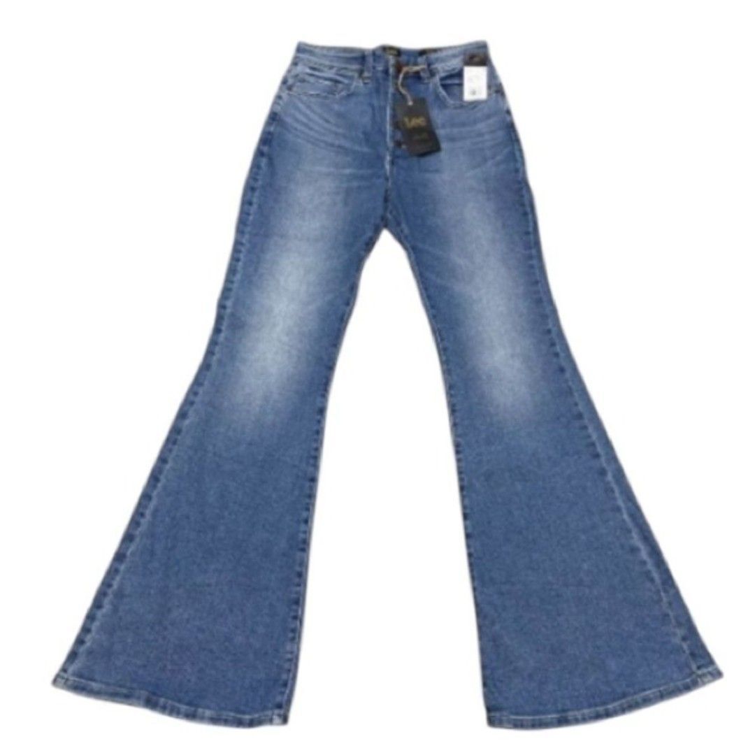 Lee Vintage Modern High Rise Flare Jeans 28x33 NWT Stretch Distressed Denim