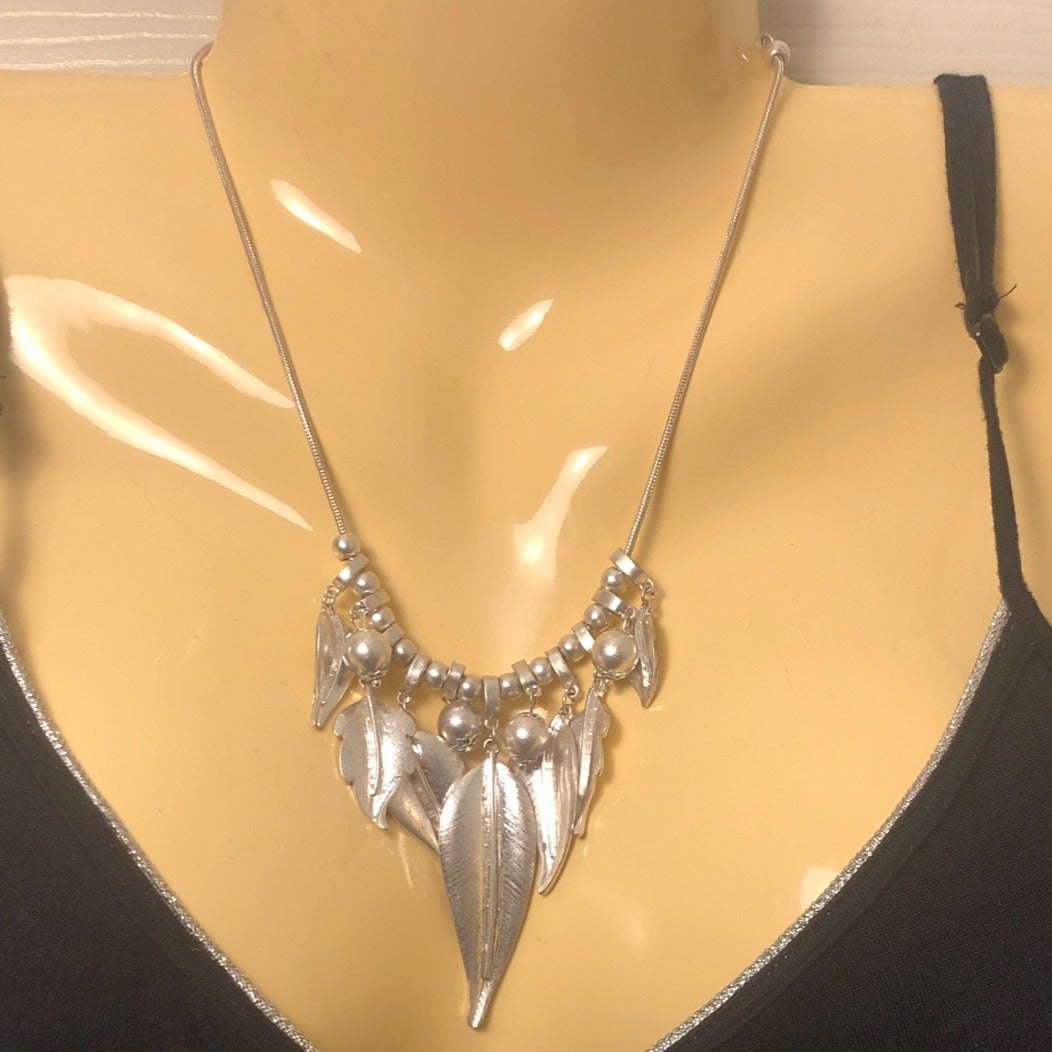 Forest Folklore Feathers Necklace Silver Tone