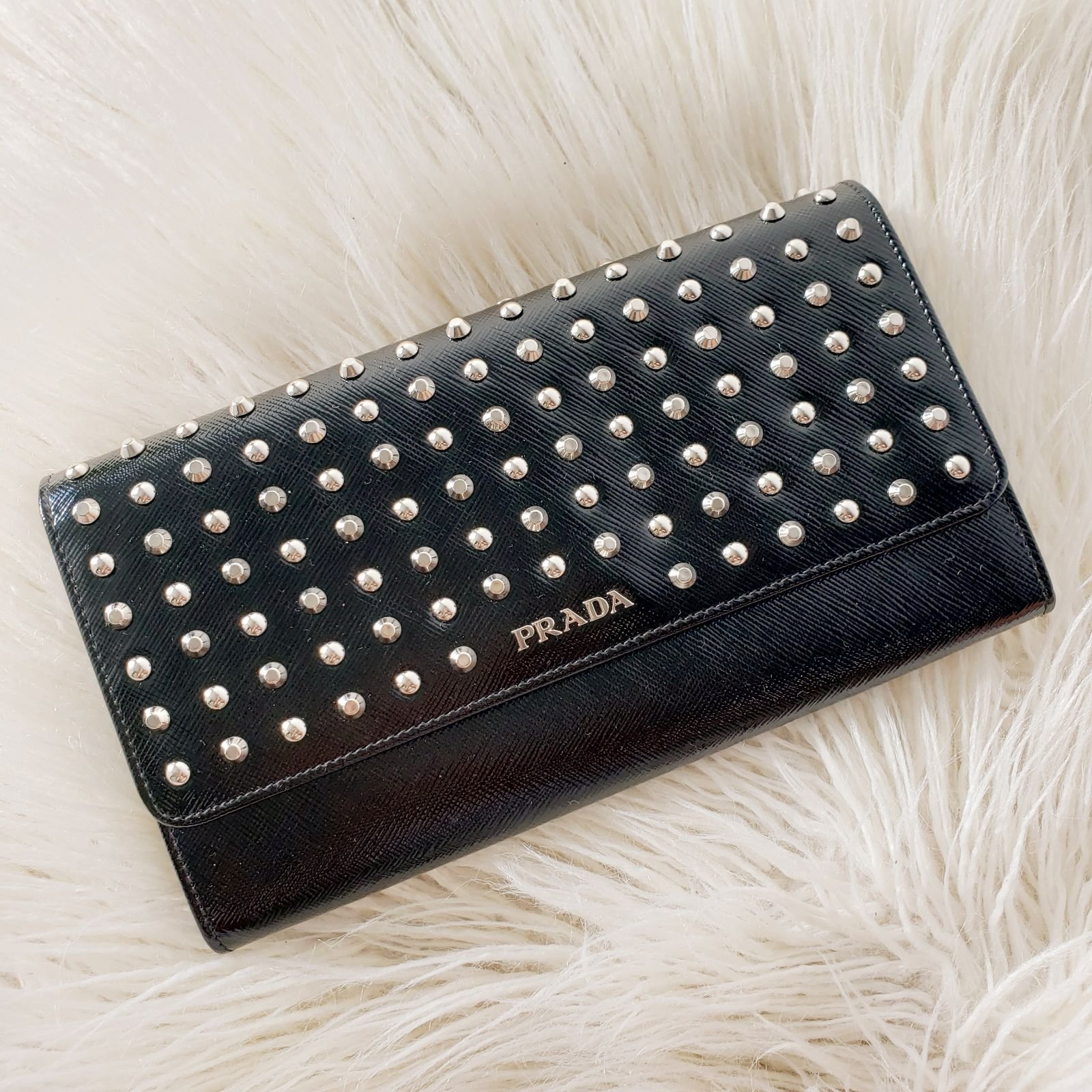 Prada Saffiano Vernice Studded Wallet Cl