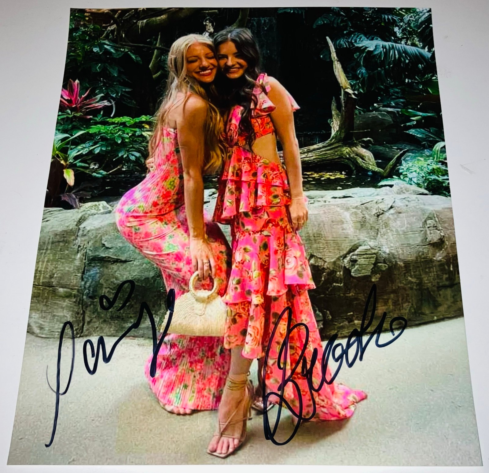 BROOKE HYLAND & PAIGE HYLAND DANCE MOMS SIGNED AUTOGRAPHED 8X10 PHOTO PROOF RARE