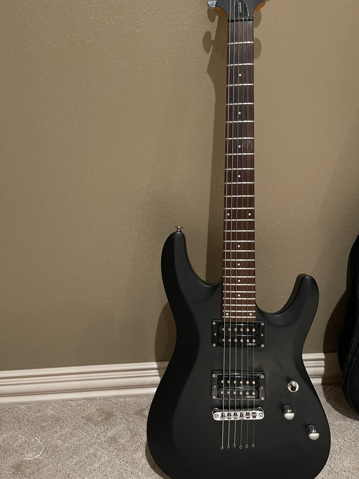 SCHECTER シェクター　モデファイ　Diamond Series Schecter Diamond Series Hellraiser | UNISOUND BANGKOK エレキ