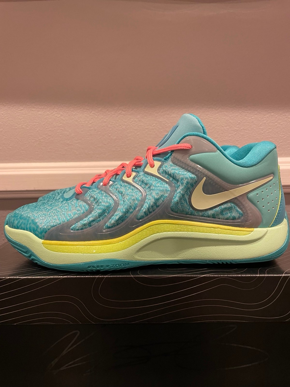 Nike KD 17 Jonquel Jones Bahamas Size 9 Men’s /10.5 Women’s