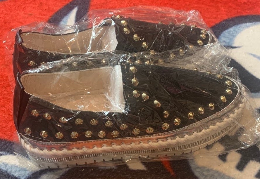 Womens/ BIG girls shoes Size 7 ‼️