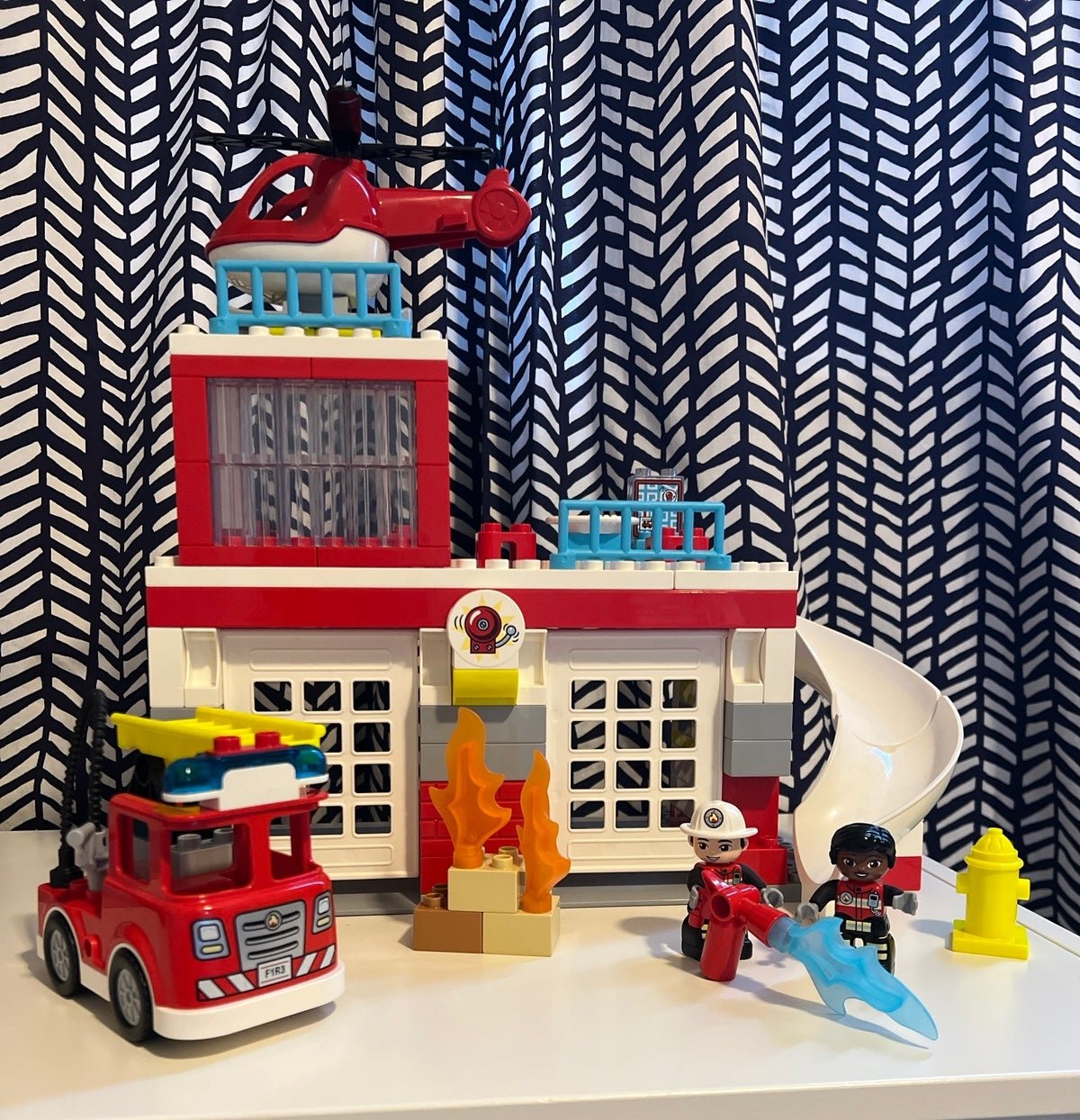 LEGO DUPLO Fire Station & Helicopter
