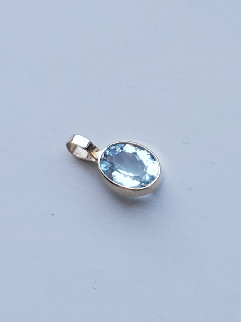 14k pendant Yellow Gold