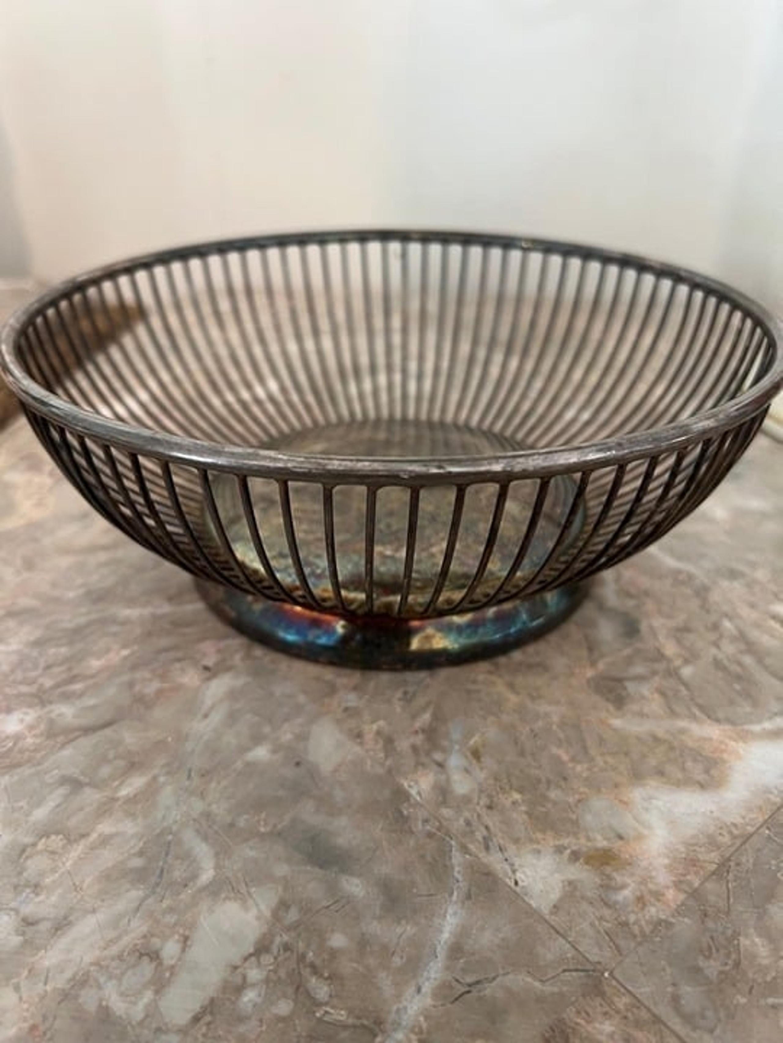 Vintage Gorham Silver Co Silver Plated Bread Basket, Wire Sides. YC 741 Mark