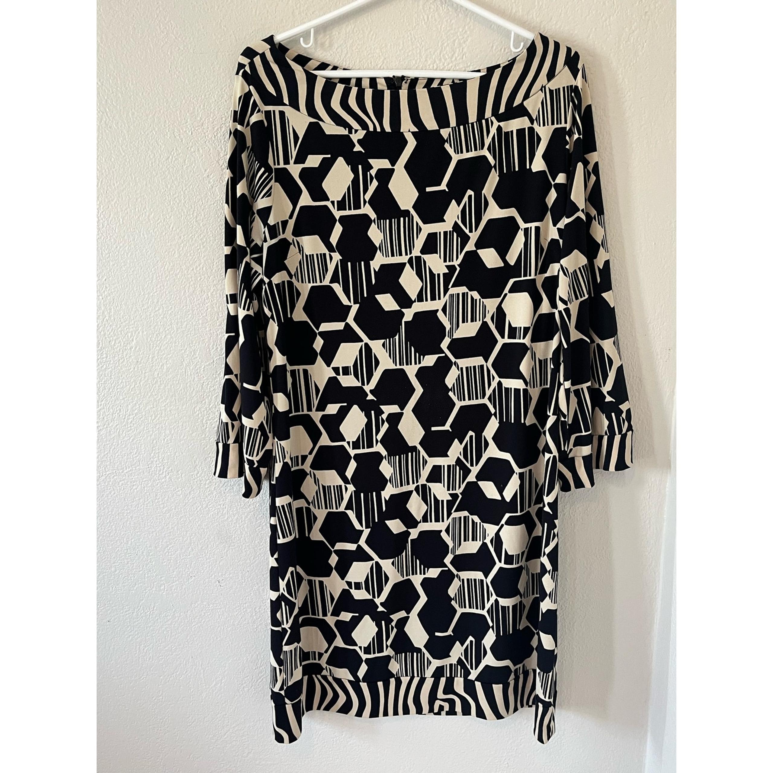 Women's Tan and Black Shift Dress Size Large