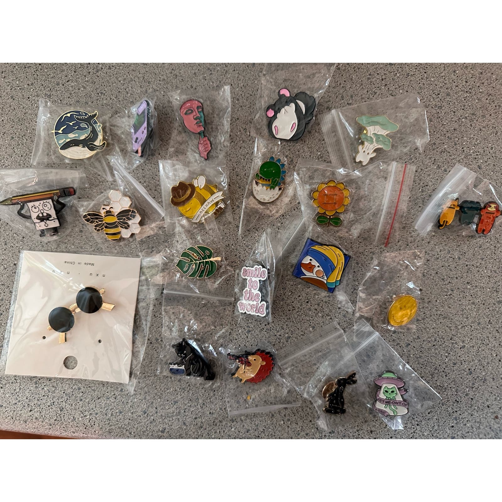 Lot of 20 Enamel Pins Art Spongebob Mushroom Cat Animals