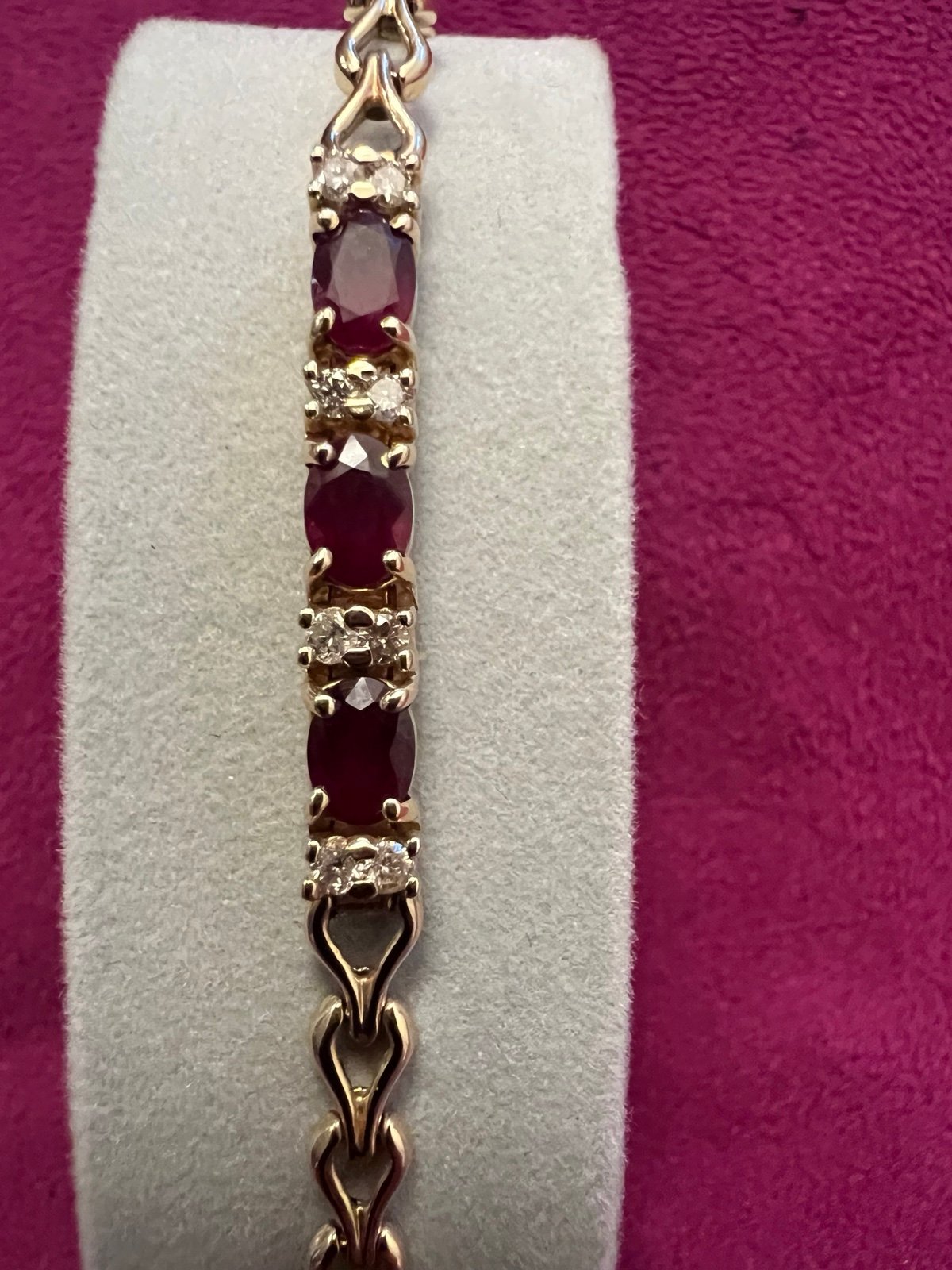 14k solid yellow gold and ruby and natural diamonds bracelet