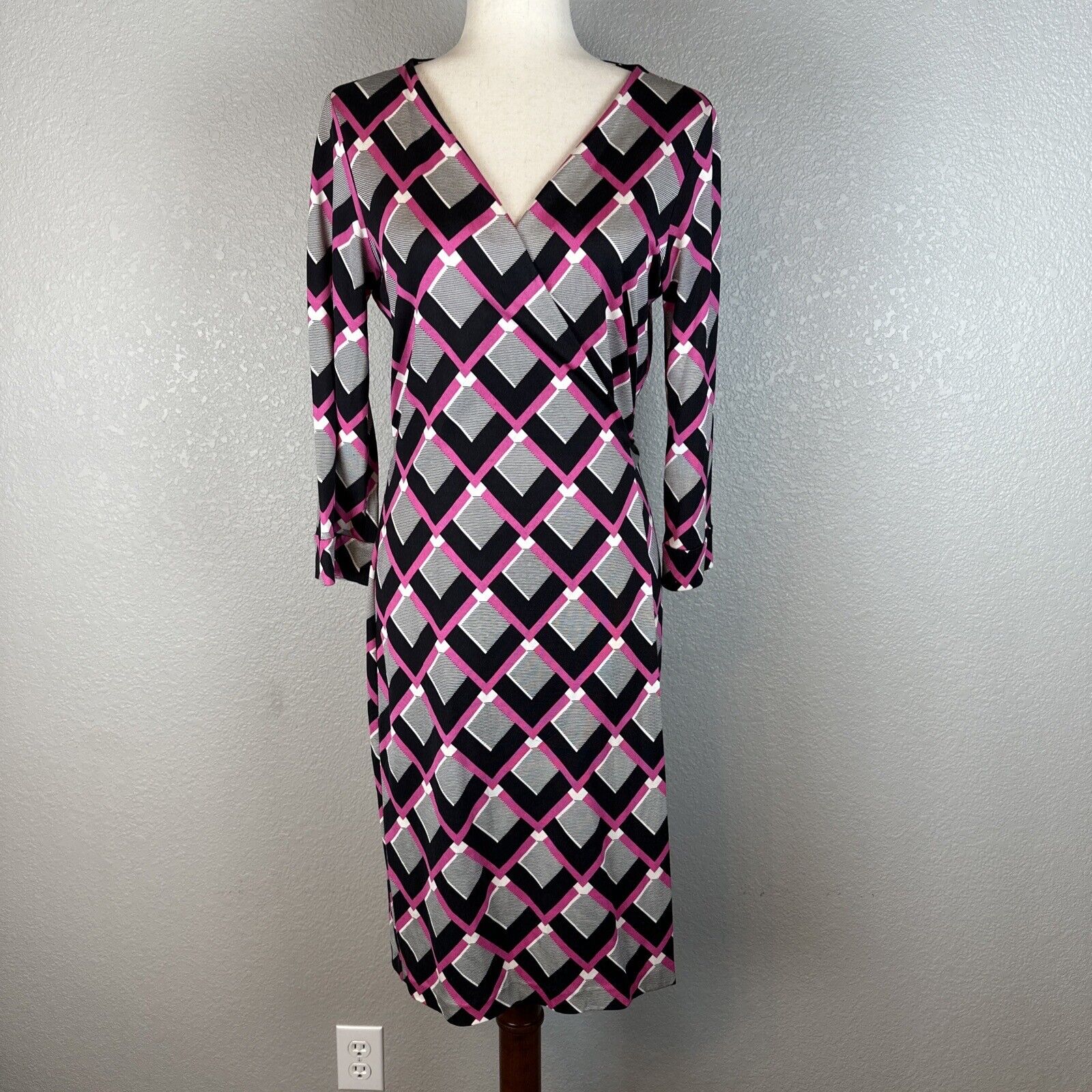 Diane Von Furstenberg Julian Two Wrap Dress Size 12 Square Tips Pink Black Silk