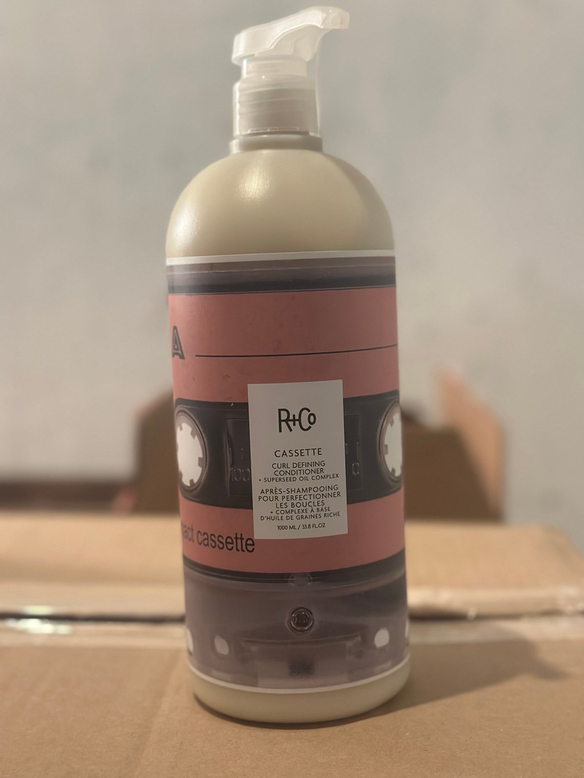 R+Co CASSETTE Curl Defining Conditioner Liter….