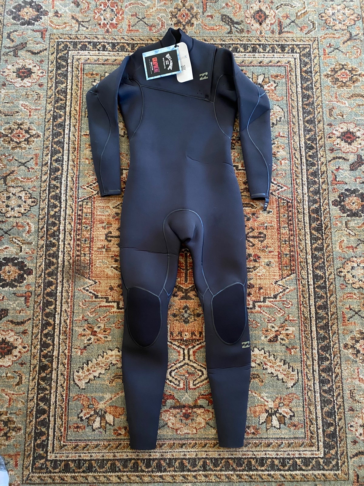Brand New Large 4/3 Billabong Wetsuit