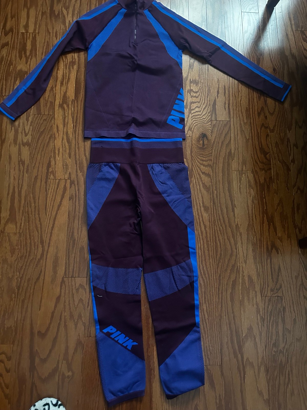 Victoria's Secret Pink Cool & Comfy Tight Leggings & Jacket set