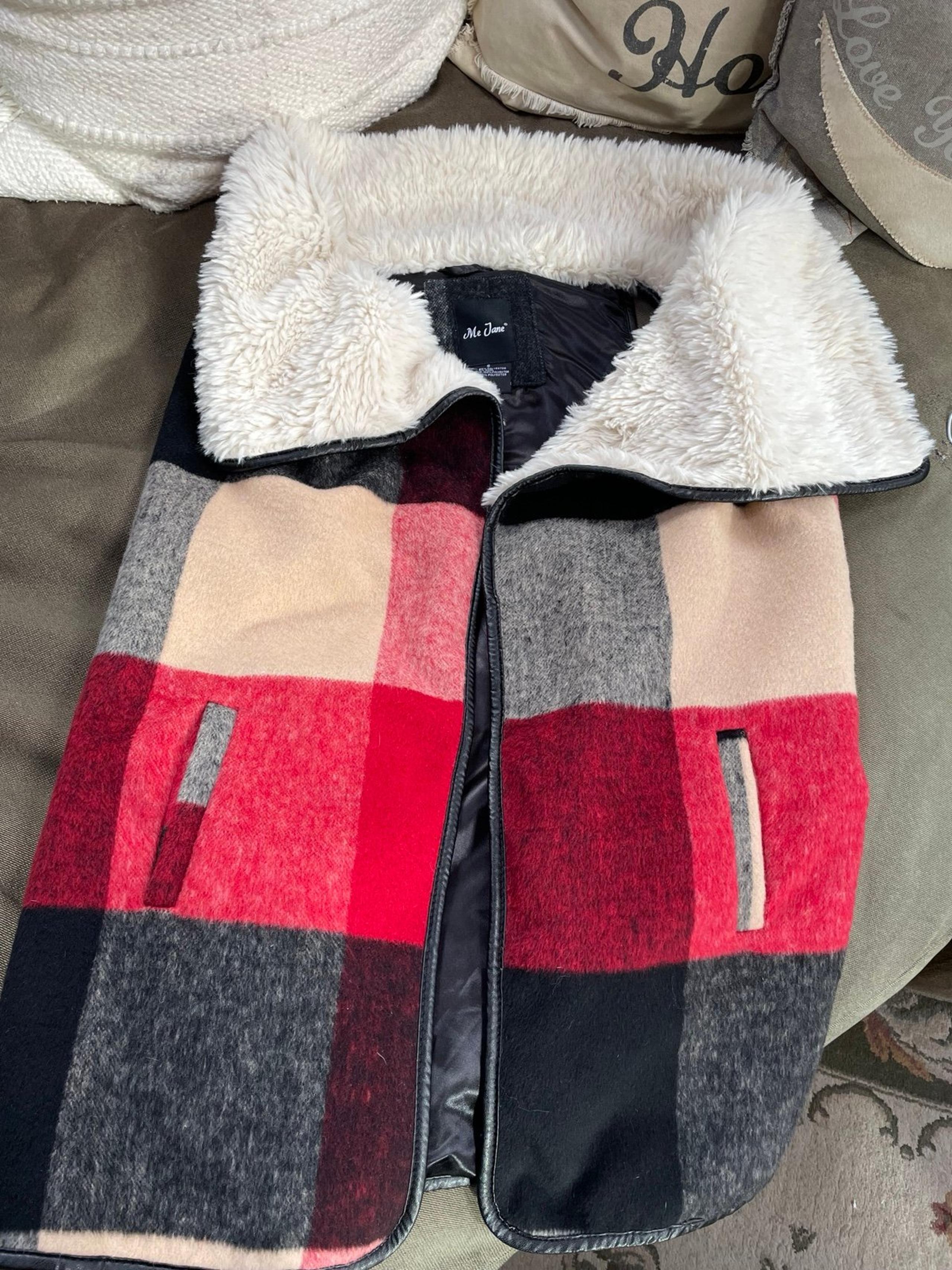 Me Jane Women's Plaid Faux Shearling Vest